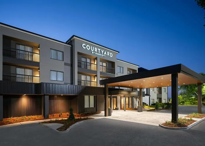 Courtyard By Marriott Valdosta